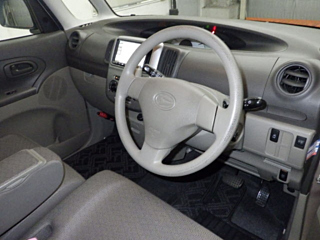DAIHATSU TANTO 2010