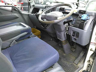 MITSUBISHI CANTER 2010