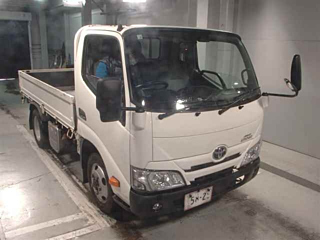 TOYOTA DYNA 2020
