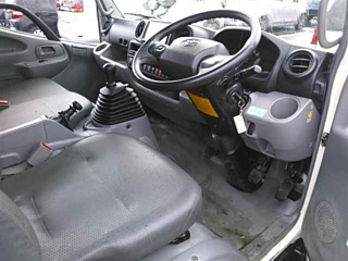 TOYOTA DYNA 2020