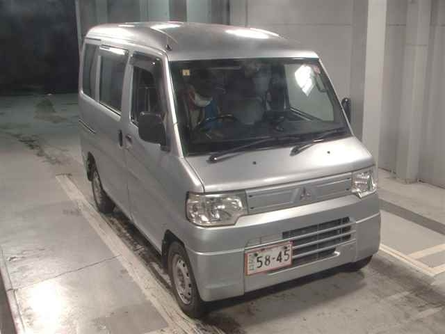 MITSUBISHI MINICAB VAN 2013