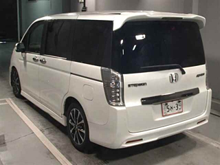 HONDA STEP WAGON 2012