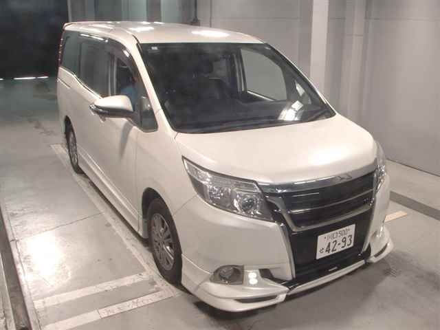 TOYOTA ESQUIRE