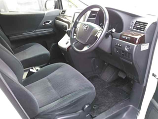 TOYOTA VELLFIRE 2012