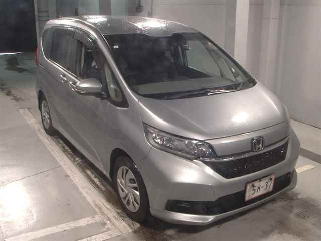 HONDA FREED 2023