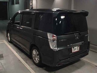 HONDA STEP WAGON 2011