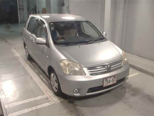 TOYOTA RAUM 2008