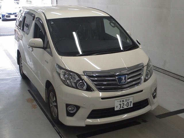 TOYOTA ALPHARD 2013