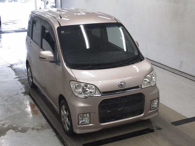 DAIHATSU TANTO EXE 2010