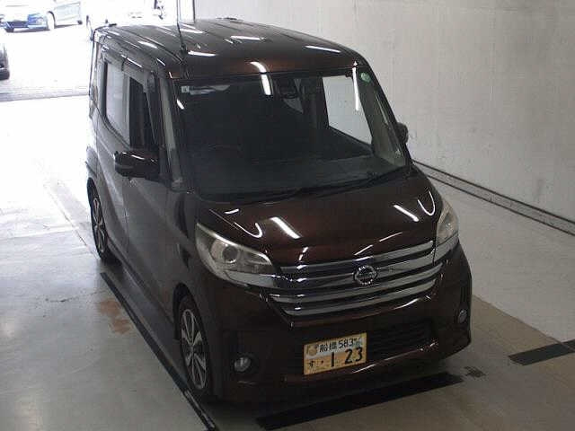 NISSAN DAYZ ROOX 2015