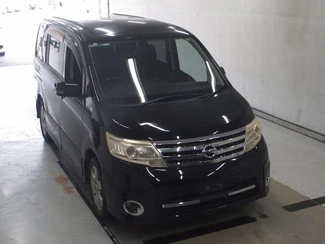 NISSAN SERENA 2010