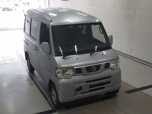 NISSAN CLIPPER VAN 2013