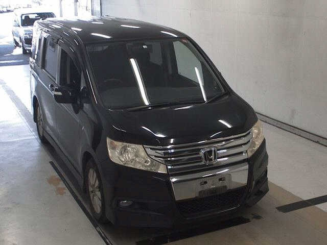 HONDA STEP WAGON 2010