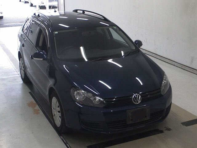 VOLKSWAGEN GOLF VARIANT 2010