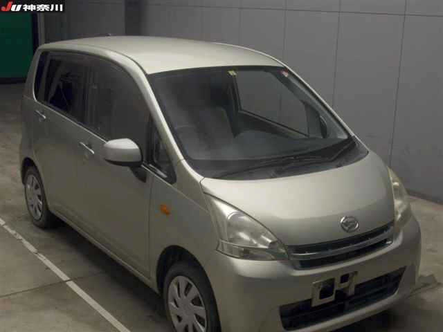 DAIHATSU MOVE 2012