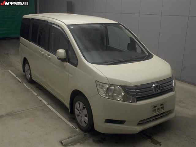 HONDA STEP WAGON 2012