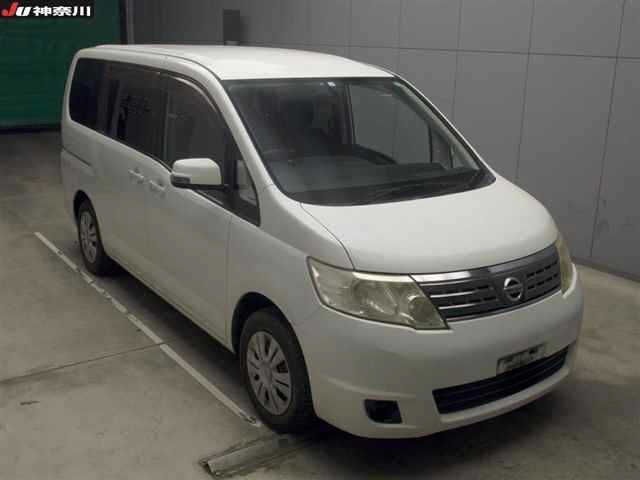 NISSAN SERENA 2010