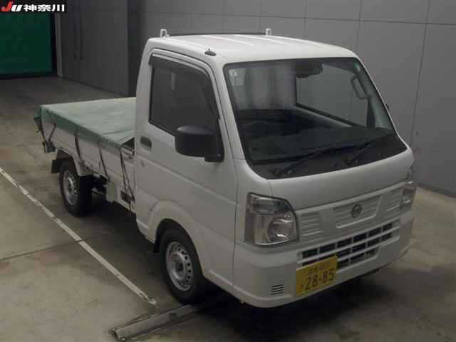 NISSAN CLIPPER TRUCK