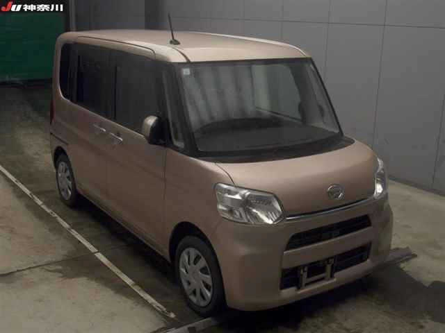 DAIHATSU TANTO 2017