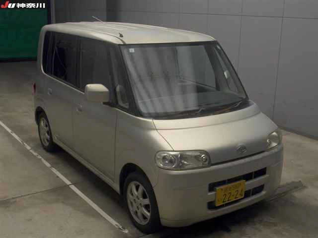 DAIHATSU TANTO 2005