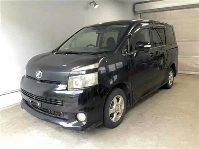 TOYOTA VOXY 2007