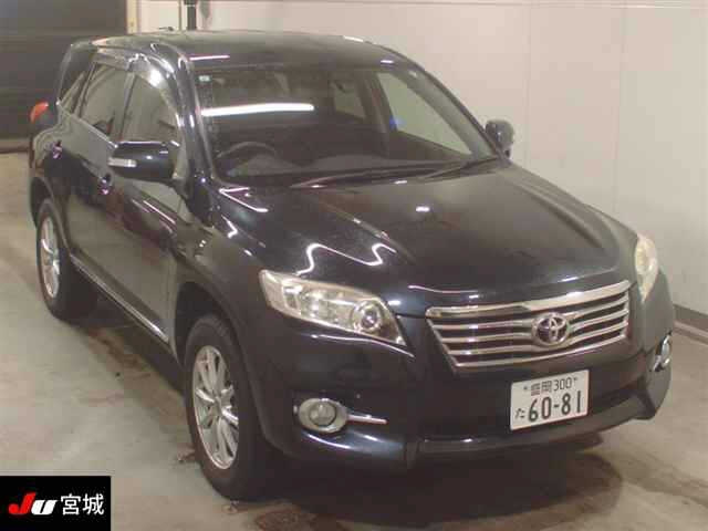 TOYOTA VANGUARD 2013