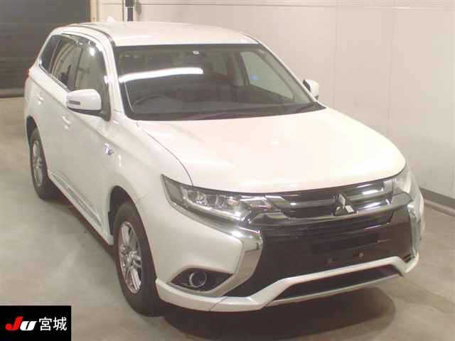 MITSUBISHI OUTLANDER PHEV 2015