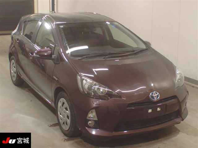 TOYOTA AQUA 2014