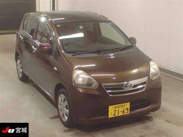 DAIHATSU MIRA E S 2012