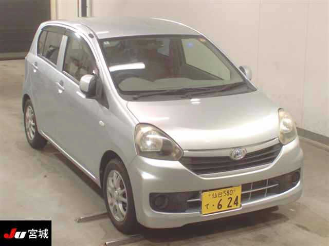 DAIHATSU MIRA E S 2014