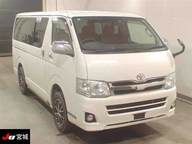 TOYOTA HIACE VAN 2012