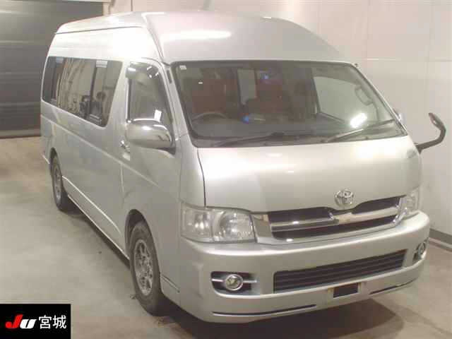 TOYOTA HIACE VAN 2005