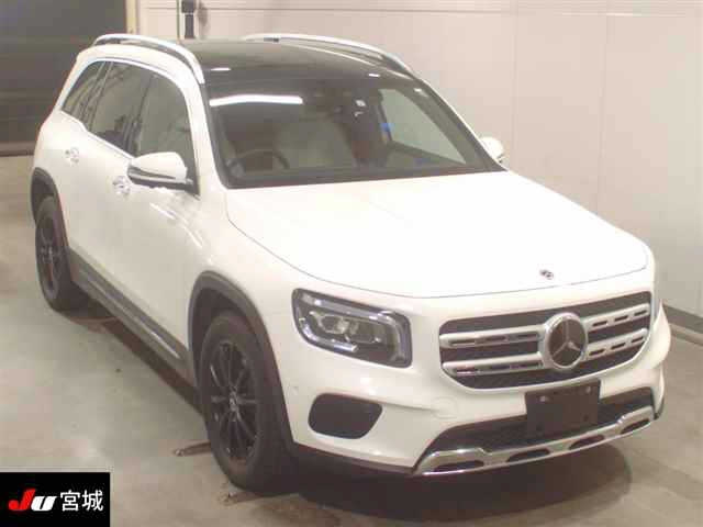 MERCEDES BENZ GLB 2023