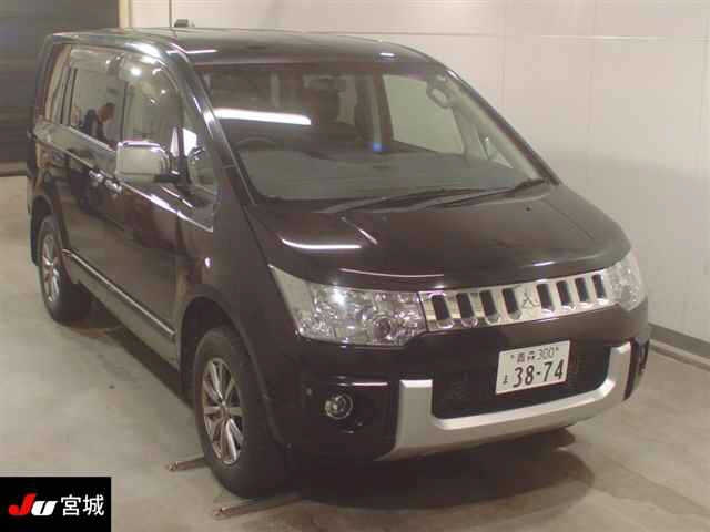MITSUBISHI DELICA D5 2018