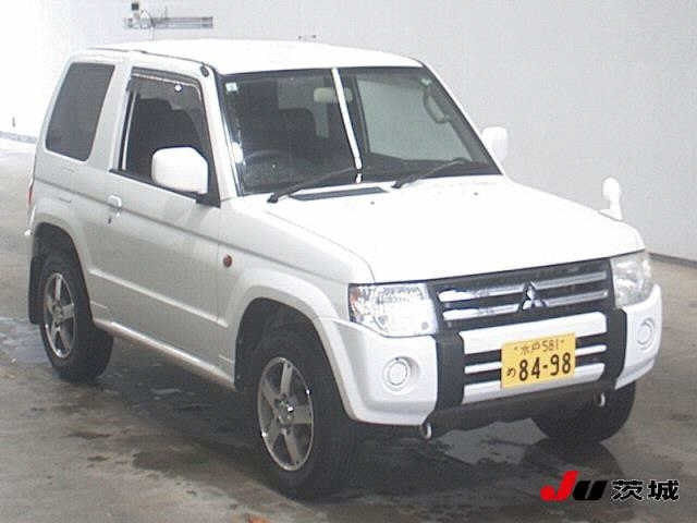 MITSUBISHI PAJERO MINI 2009