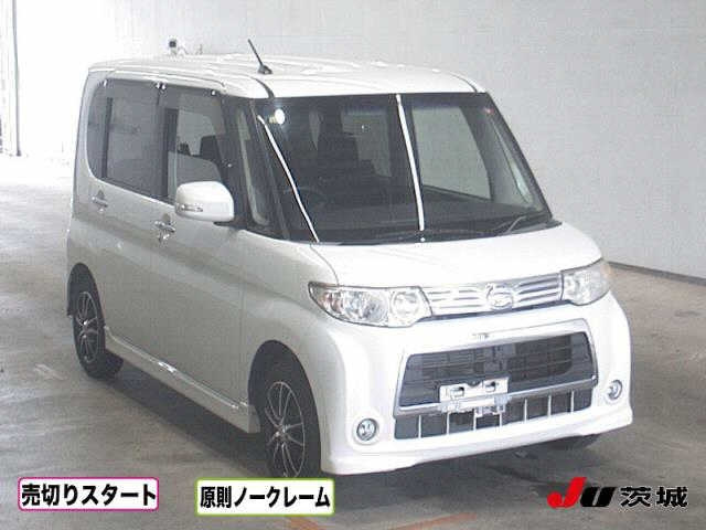 DAIHATSU TANTO 2012