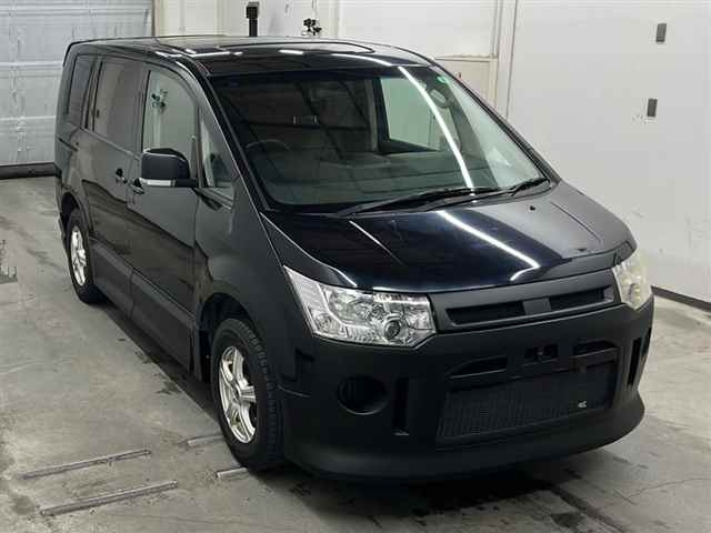 MITSUBISHI DELICA D5 2007