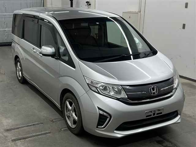 HONDA STEP WAGON 2018