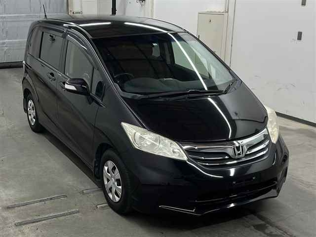 HONDA FREED 2012