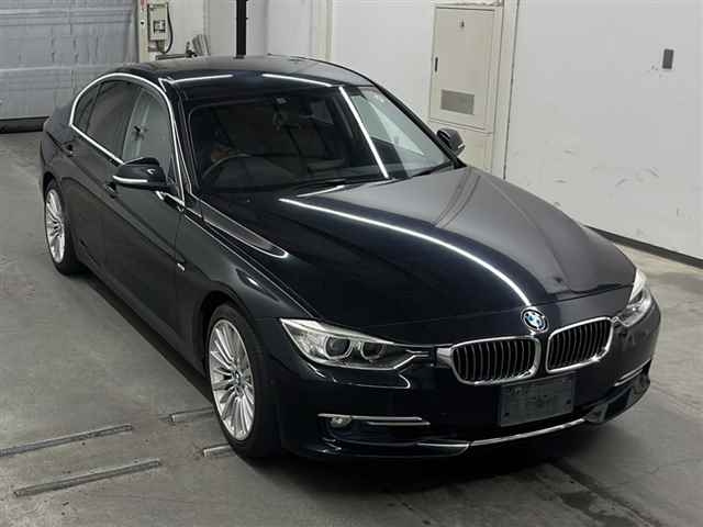 BMW 3 SERIES 2012