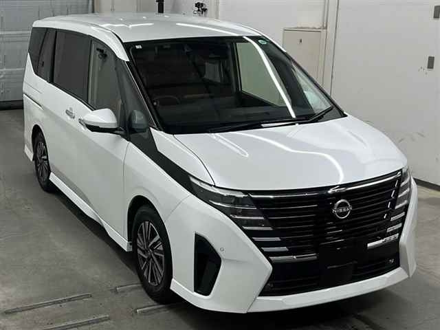 NISSAN SERENA 2023