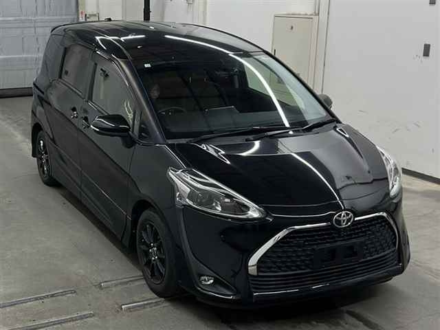 TOYOTA SIENTA 2018