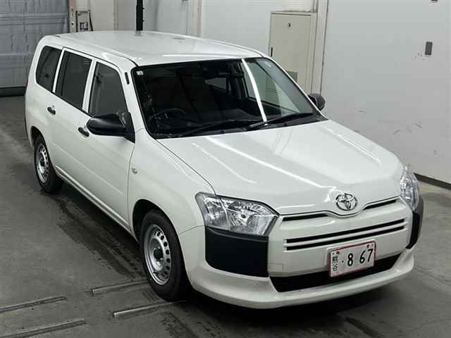 TOYOTA PROBOX 2022