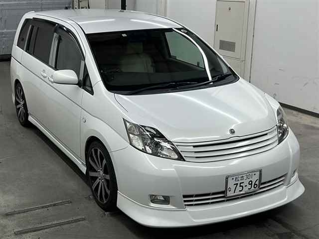 TOYOTA ISIS 2006