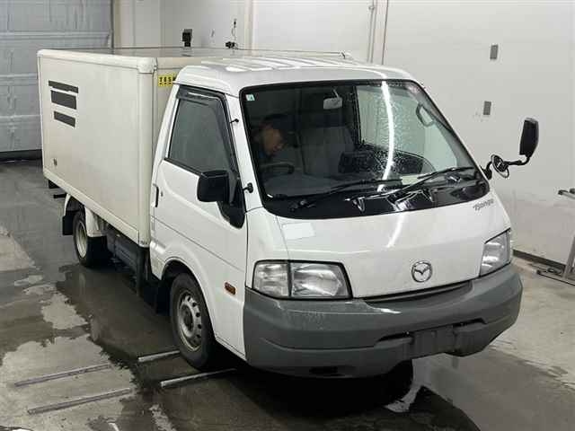 MAZDA BONGO 2008