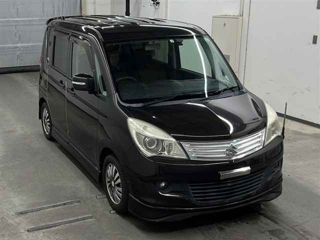 SUZUKI SOLIO 2011