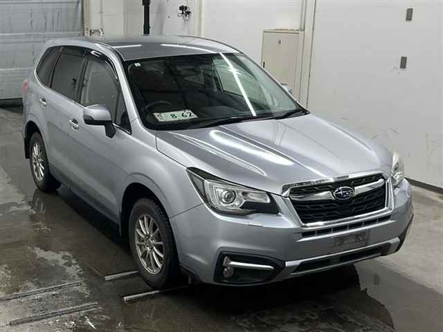 SUBARU FORESTER 2017