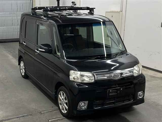 DAIHATSU TANTO 2012