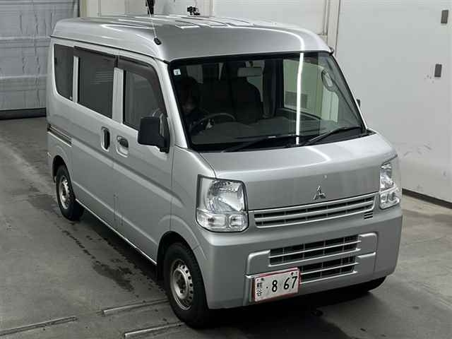 MITSUBISHI MINICAB VAN 2018