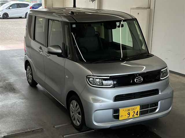 DAIHATSU TANTO 2022